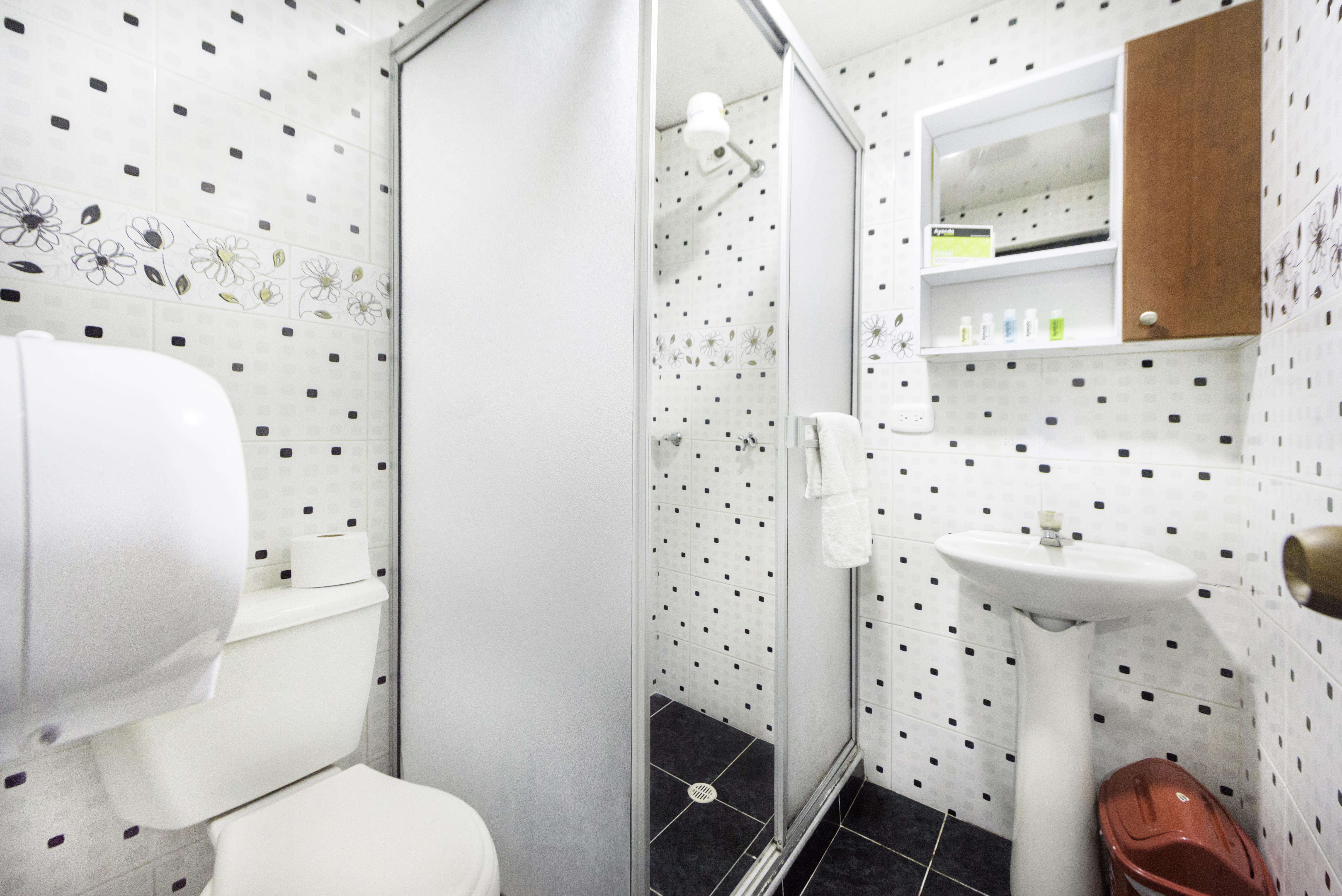 Ayenda 1016 Bogota Chapinero Hotel Ngoại thất bức ảnh