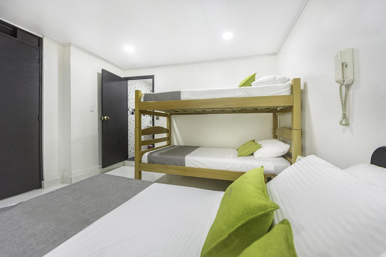 Ayenda 1016 Bogota Chapinero Hotel Ngoại thất bức ảnh